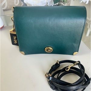 Coach Dinky 19 Accordion Bag